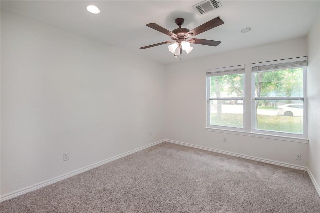 507 San Jacinto St, Lockhart, TX 78644