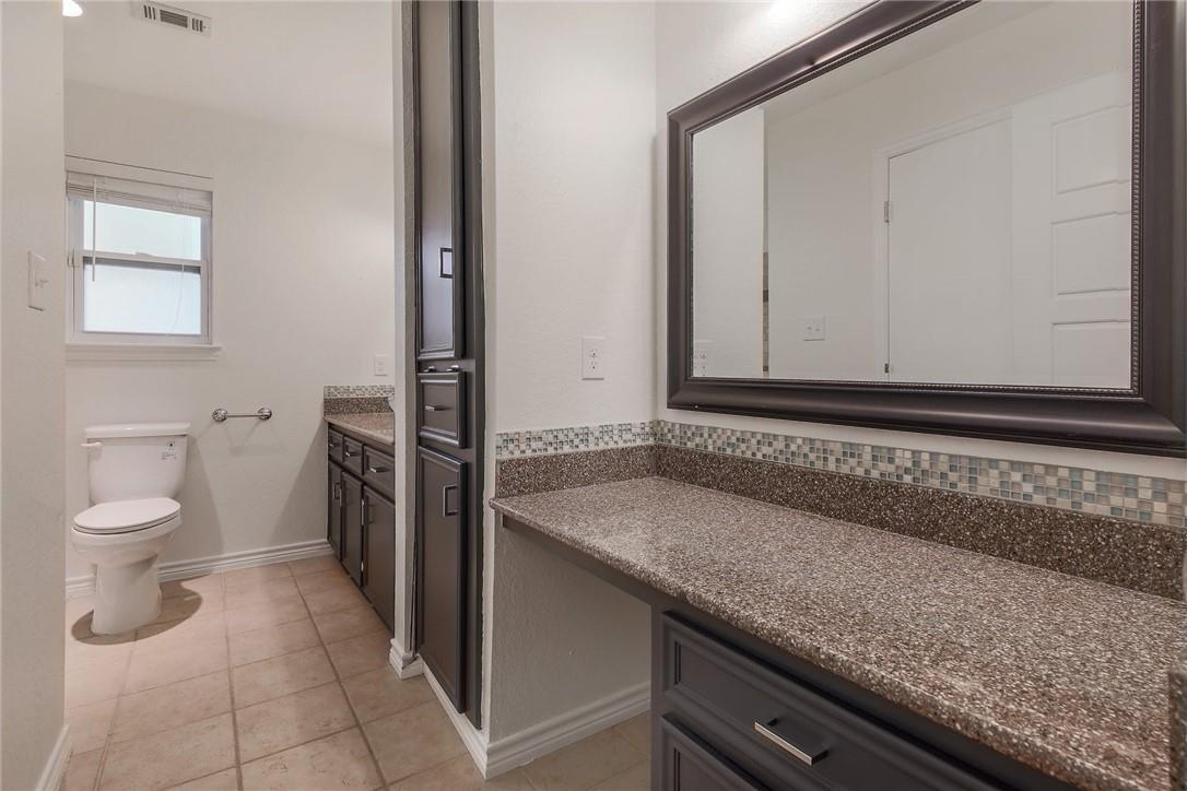 507 San Jacinto St, Lockhart, TX 78644