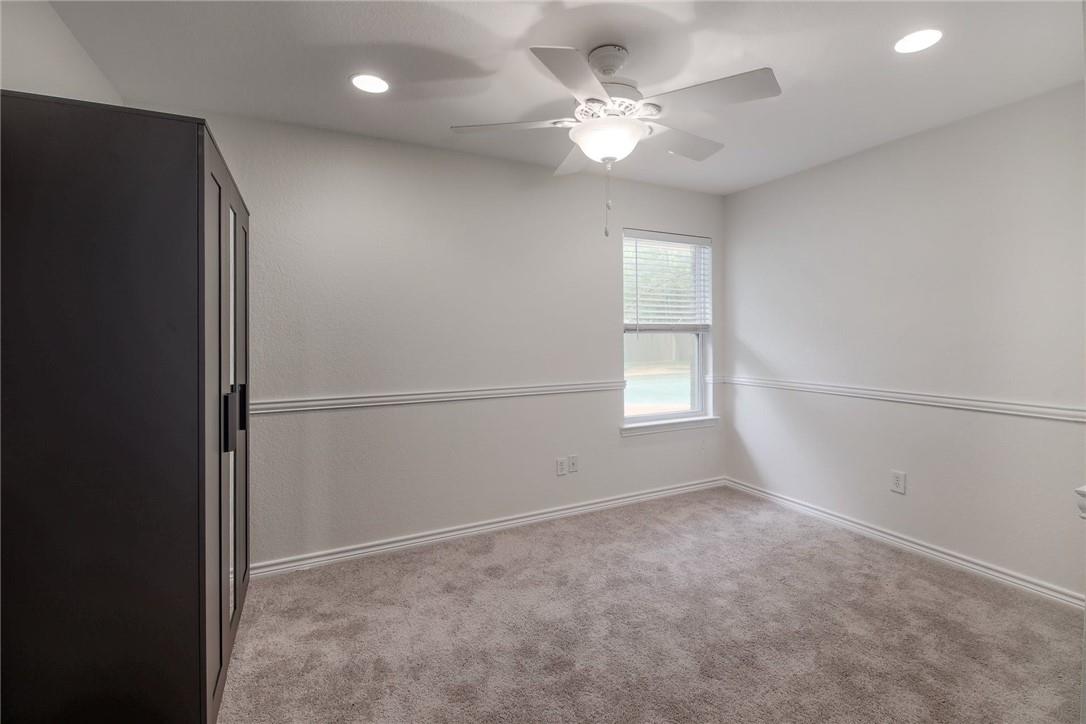 507 San Jacinto St, Lockhart, TX 78644