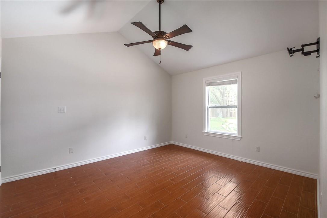 507 San Jacinto St, Lockhart, TX 78644