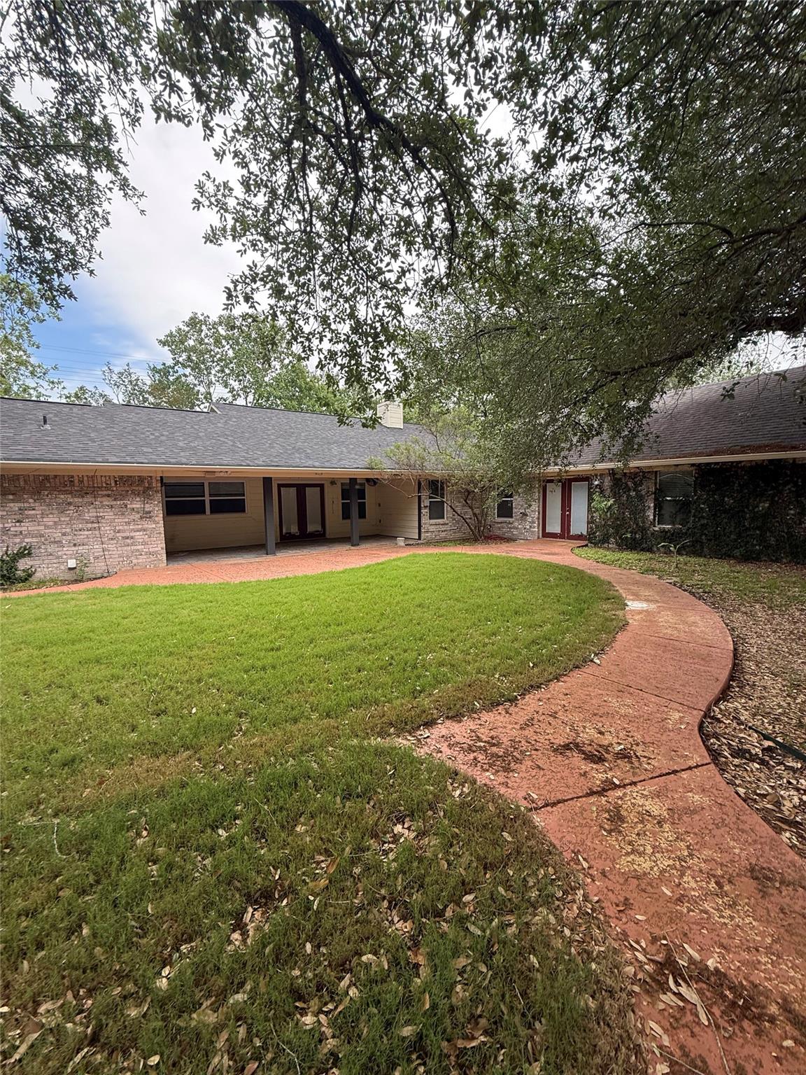 507 San Jacinto St, Lockhart, TX 78644