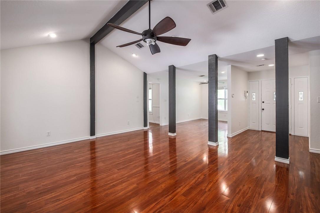 507 San Jacinto St, Lockhart, TX 78644