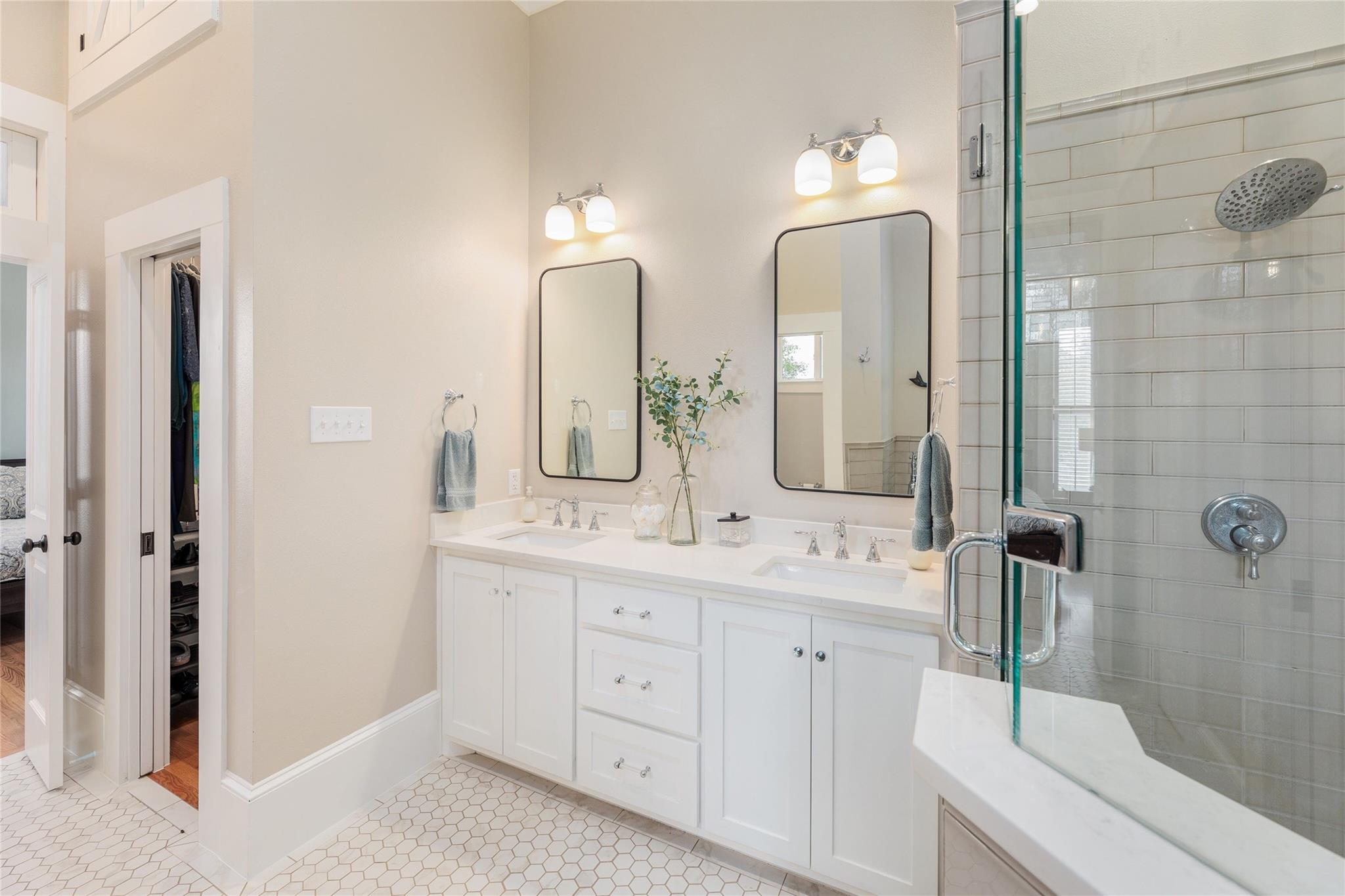 403 E 4th St S, Georgetown, TX 78626