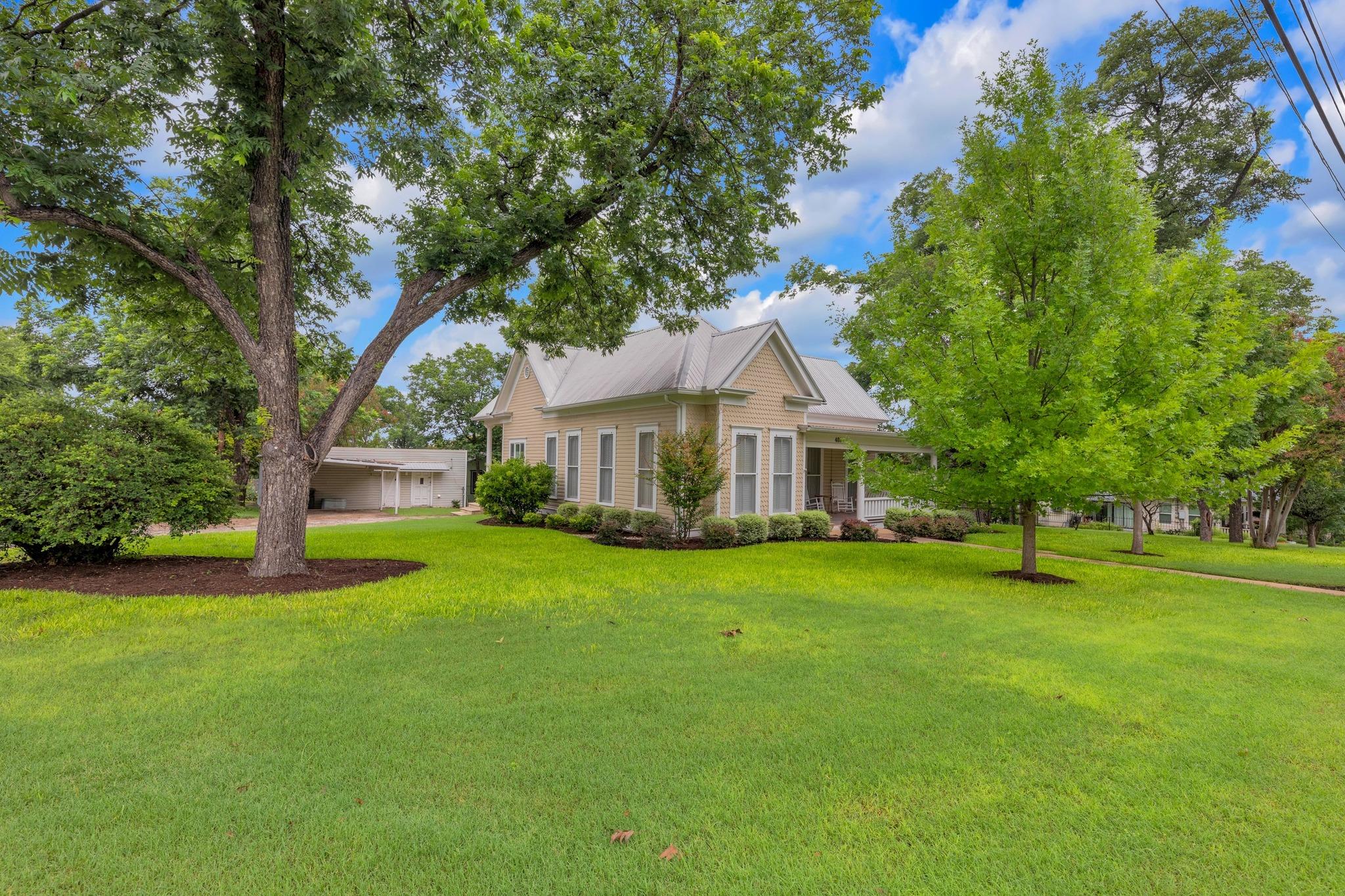 403 E 4th St S, Georgetown, TX 78626