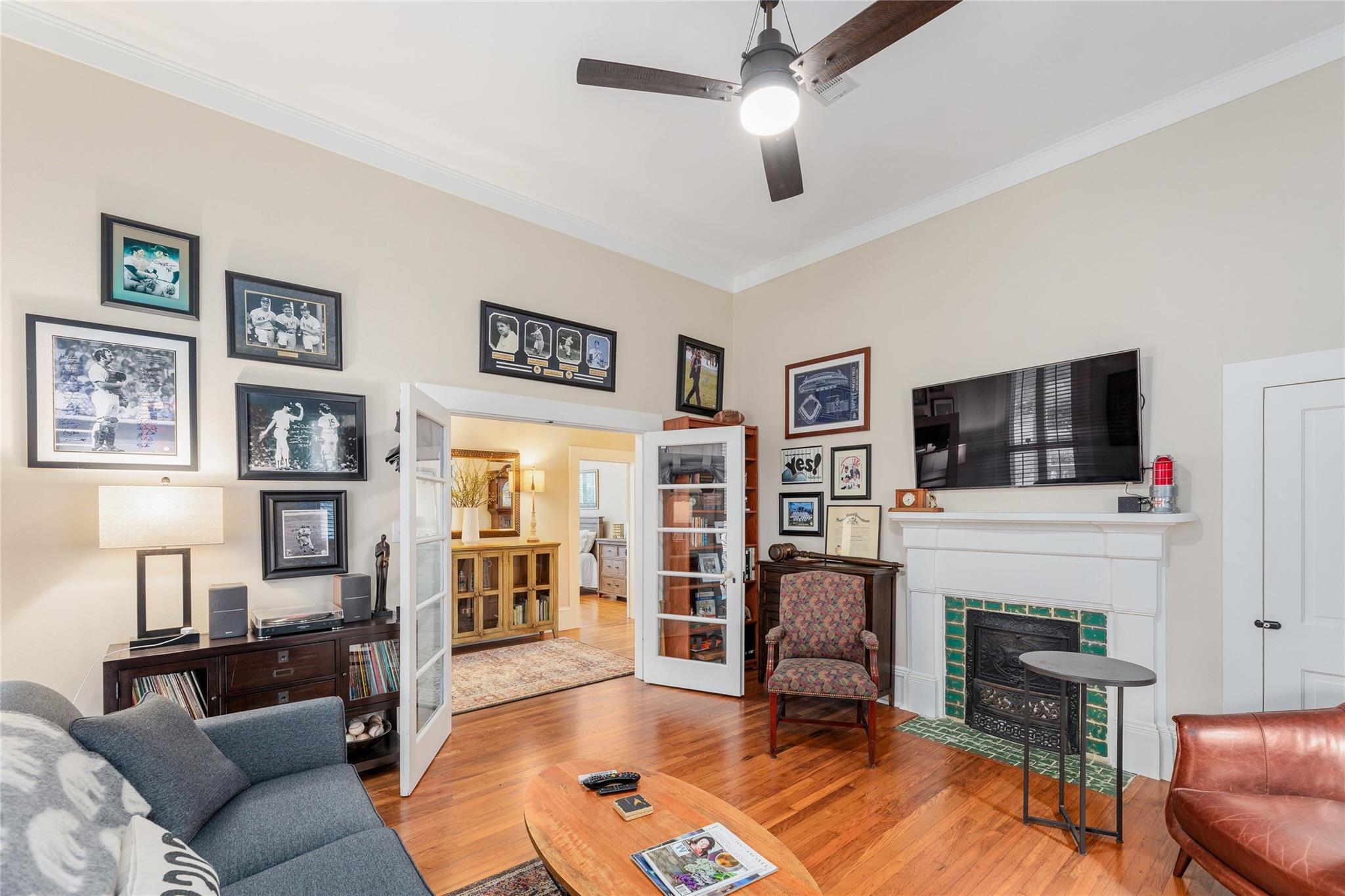 403 E 4th St S, Georgetown, TX 78626