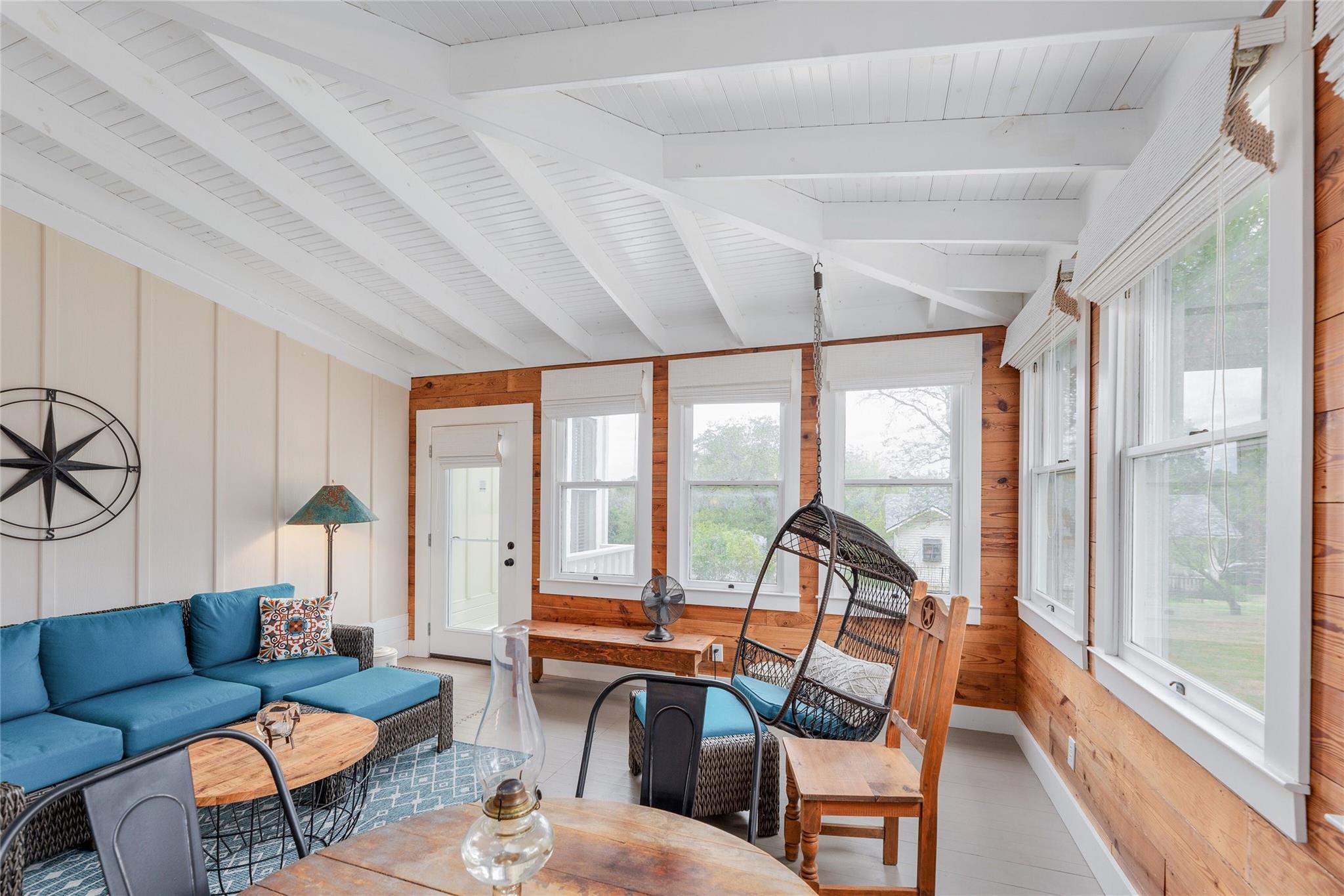 403 E 4th St S, Georgetown, TX 78626