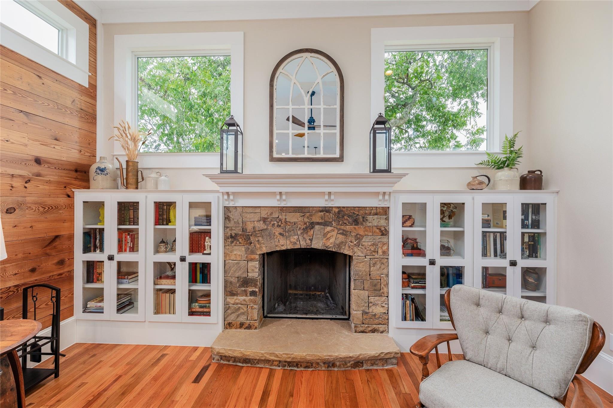 403 E 4th St S, Georgetown, TX 78626