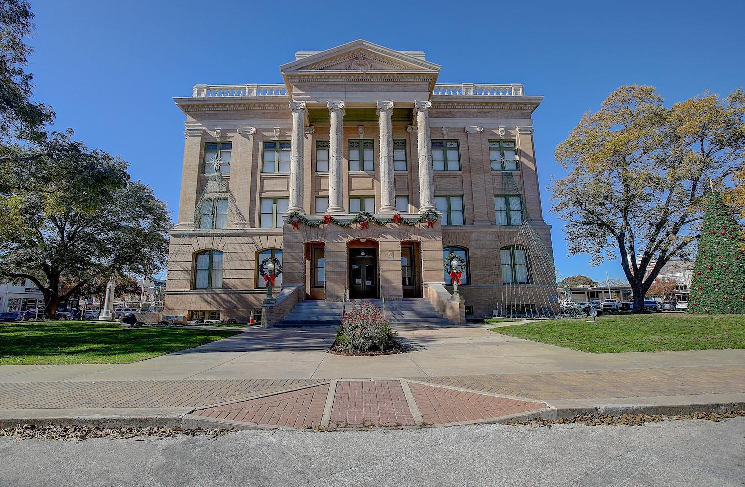 403 E 4th St S, Georgetown, TX 78626