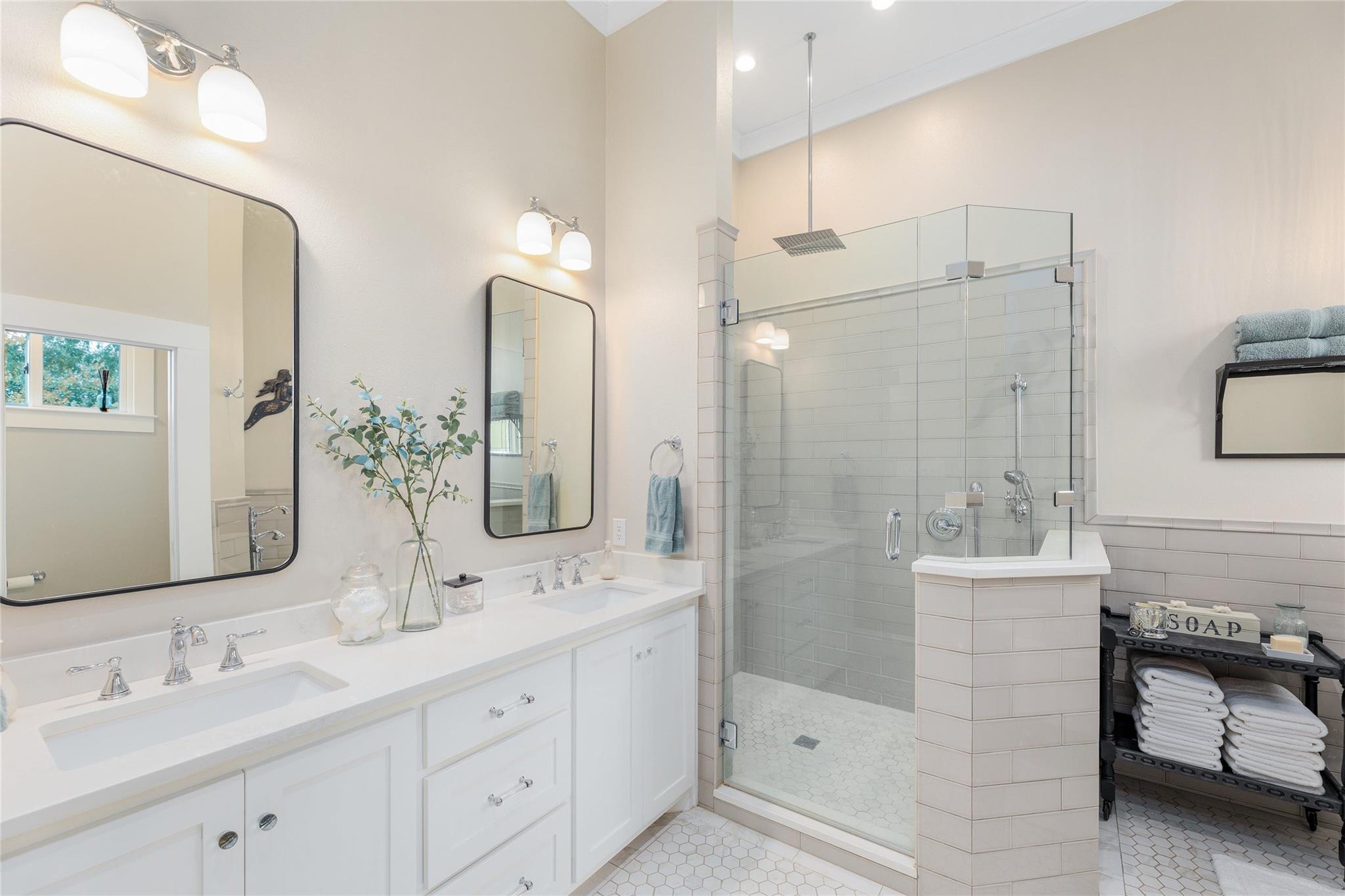 403 E 4th St S, Georgetown, TX 78626