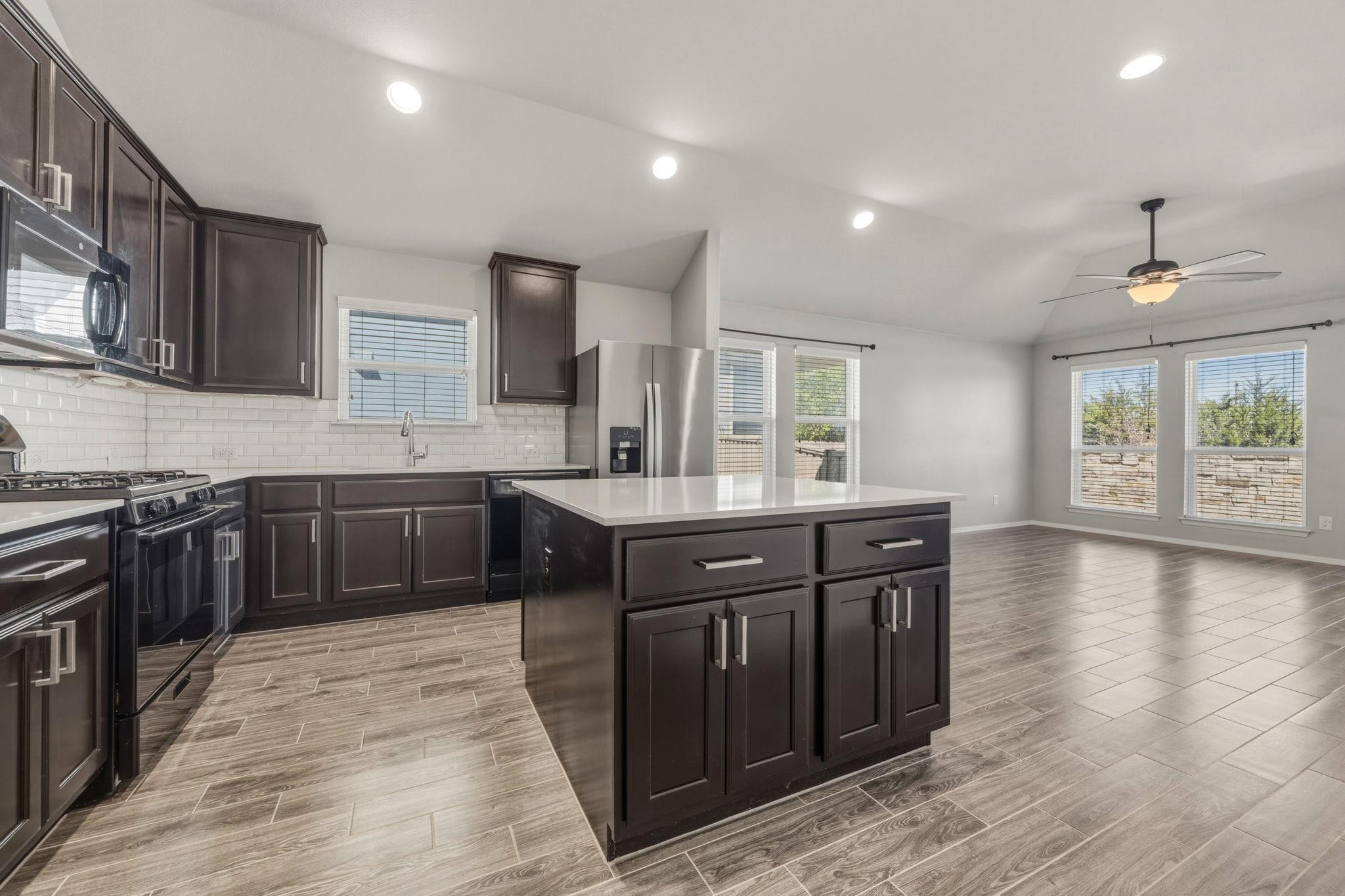 13701 Ronald W Reagan Blvd # 63, Cedar Park, TX 78613