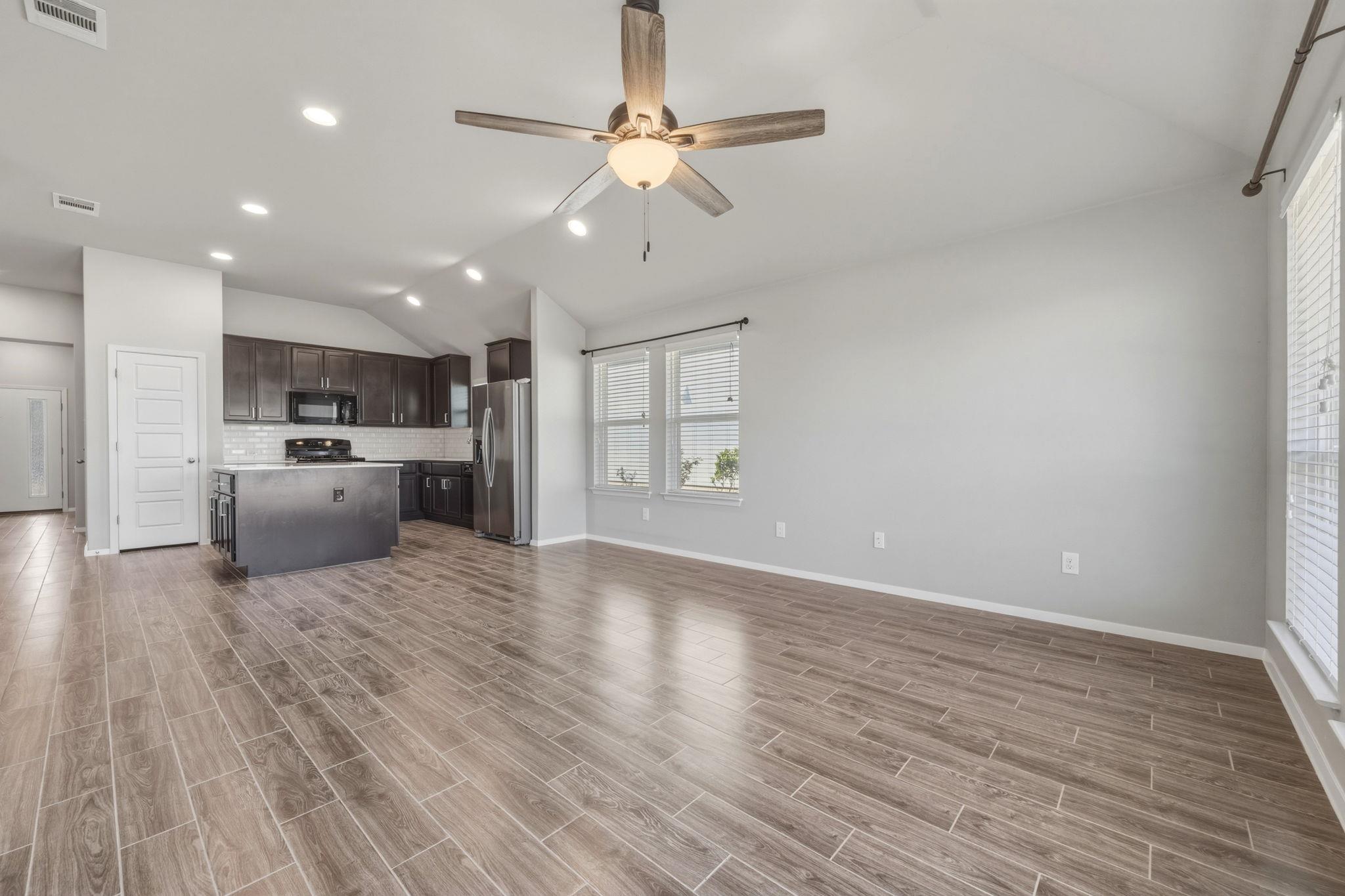 13701 Ronald W Reagan Blvd # 63, Cedar Park, TX 78613