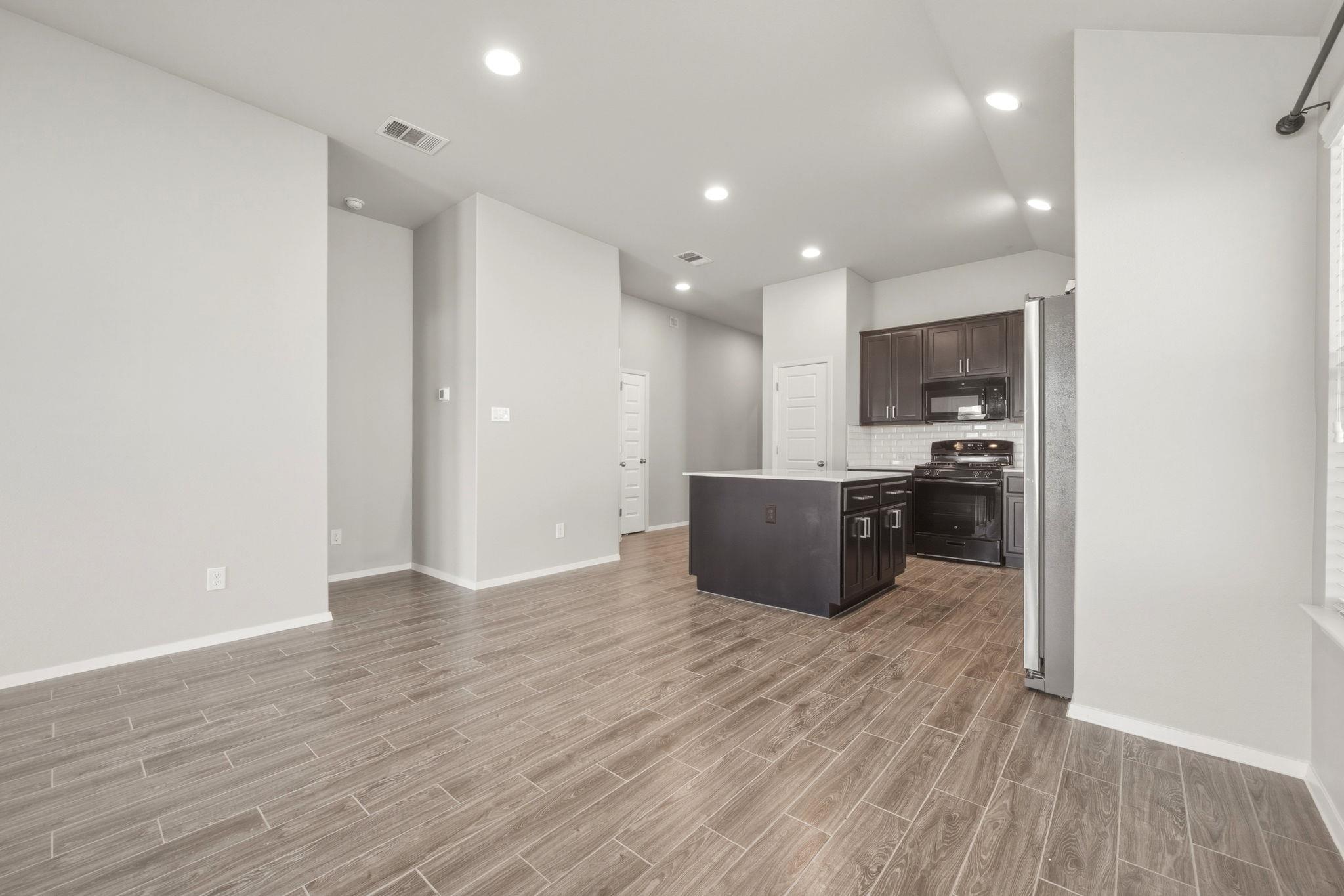 13701 Ronald W Reagan Blvd # 63, Cedar Park, TX 78613