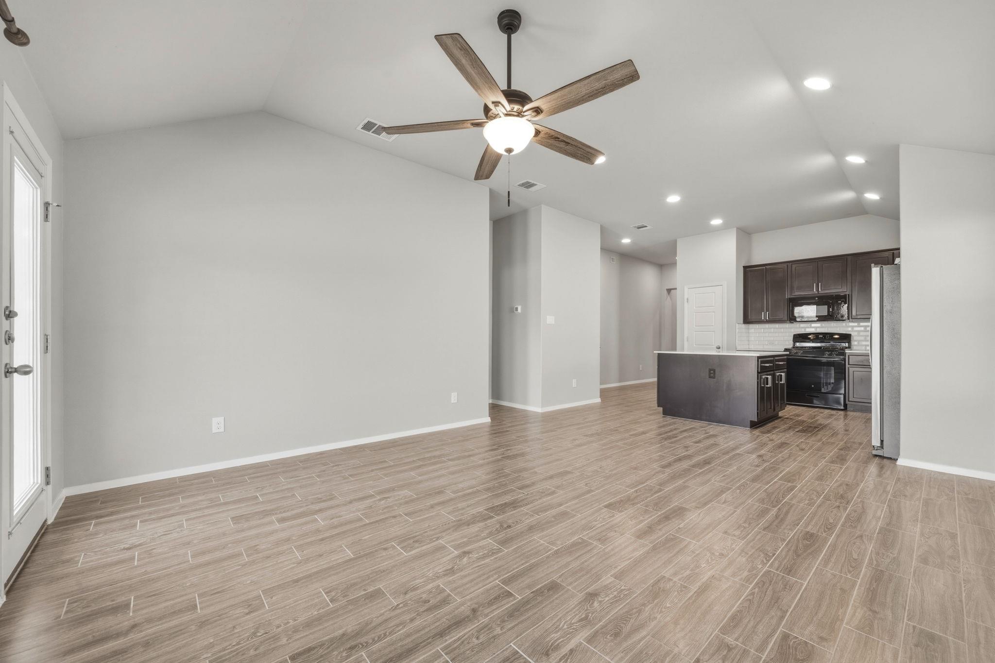 13701 Ronald W Reagan Blvd # 63, Cedar Park, TX 78613