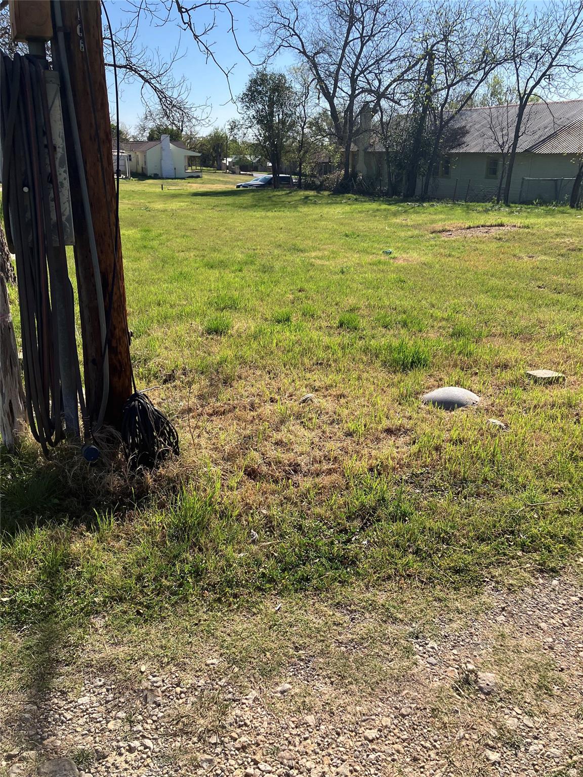 106 S Race St, Lampasas, TX 76550