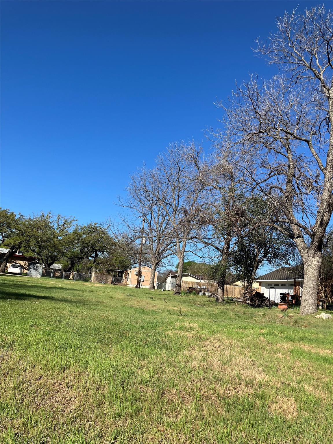 106 S Race St, Lampasas, TX 76550
