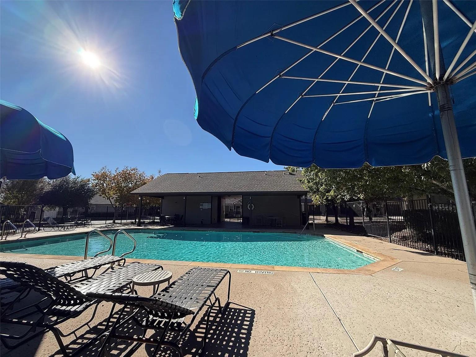 1900 Little Elm Trl # 105, Cedar Park, TX 78613