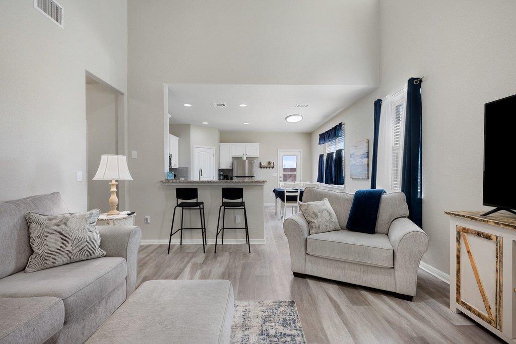 221 Frederick Dr, Georgetown, TX 78626