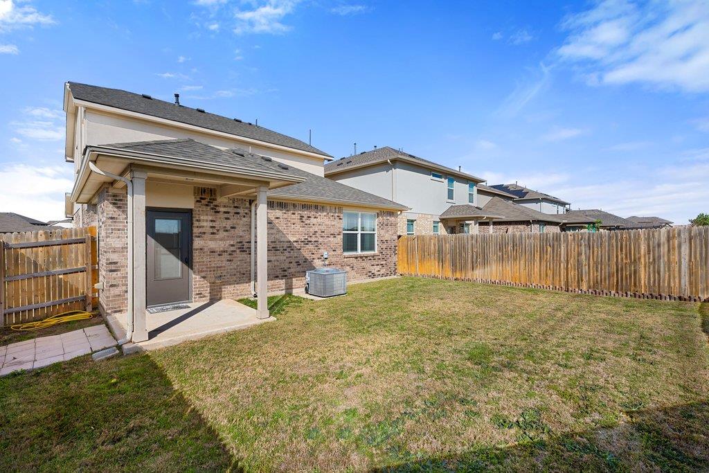 221 Frederick Dr, Georgetown, TX 78626