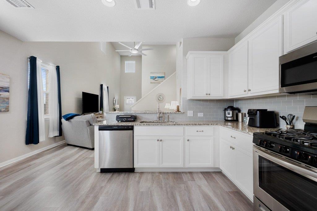 221 Frederick Dr, Georgetown, TX 78626