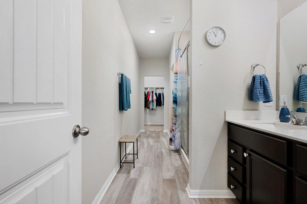 221 Frederick Dr, Georgetown, TX 78626