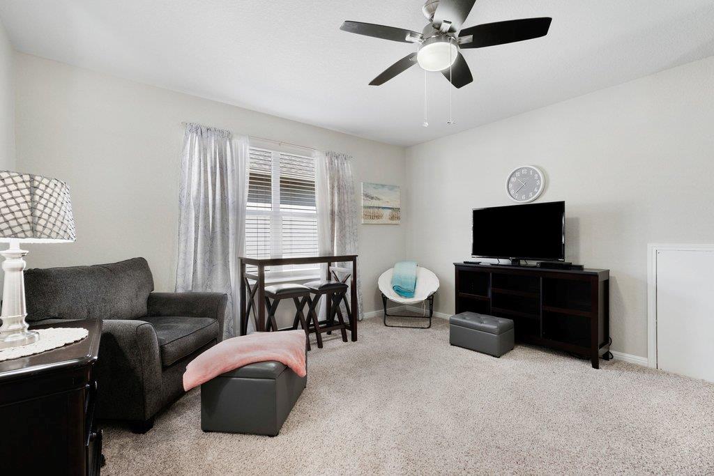 221 Frederick Dr, Georgetown, TX 78626