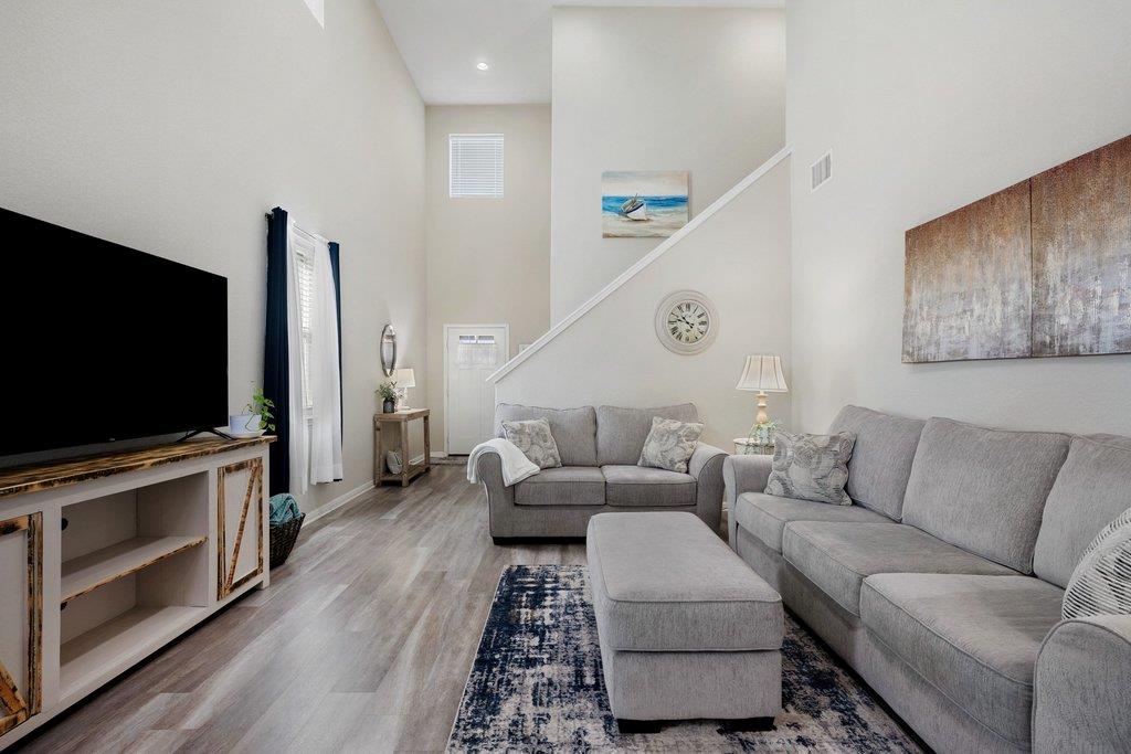 221 Frederick Dr, Georgetown, TX 78626