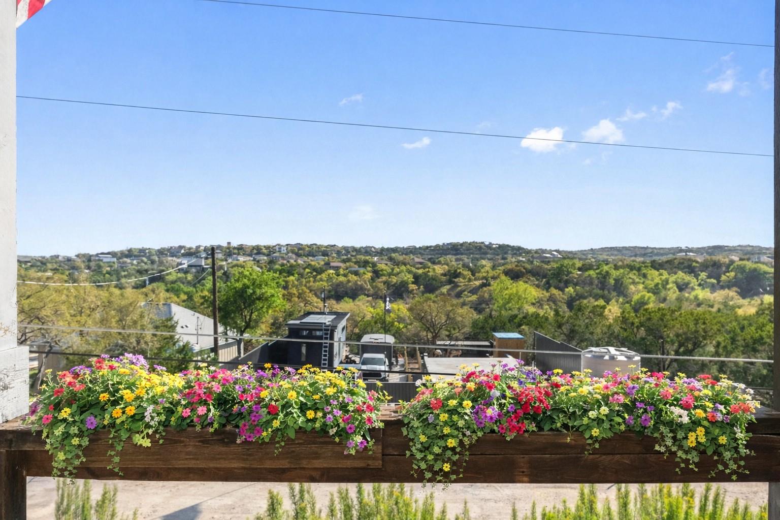 17600 Lake Shore Dr, Dripping Springs, TX 78620