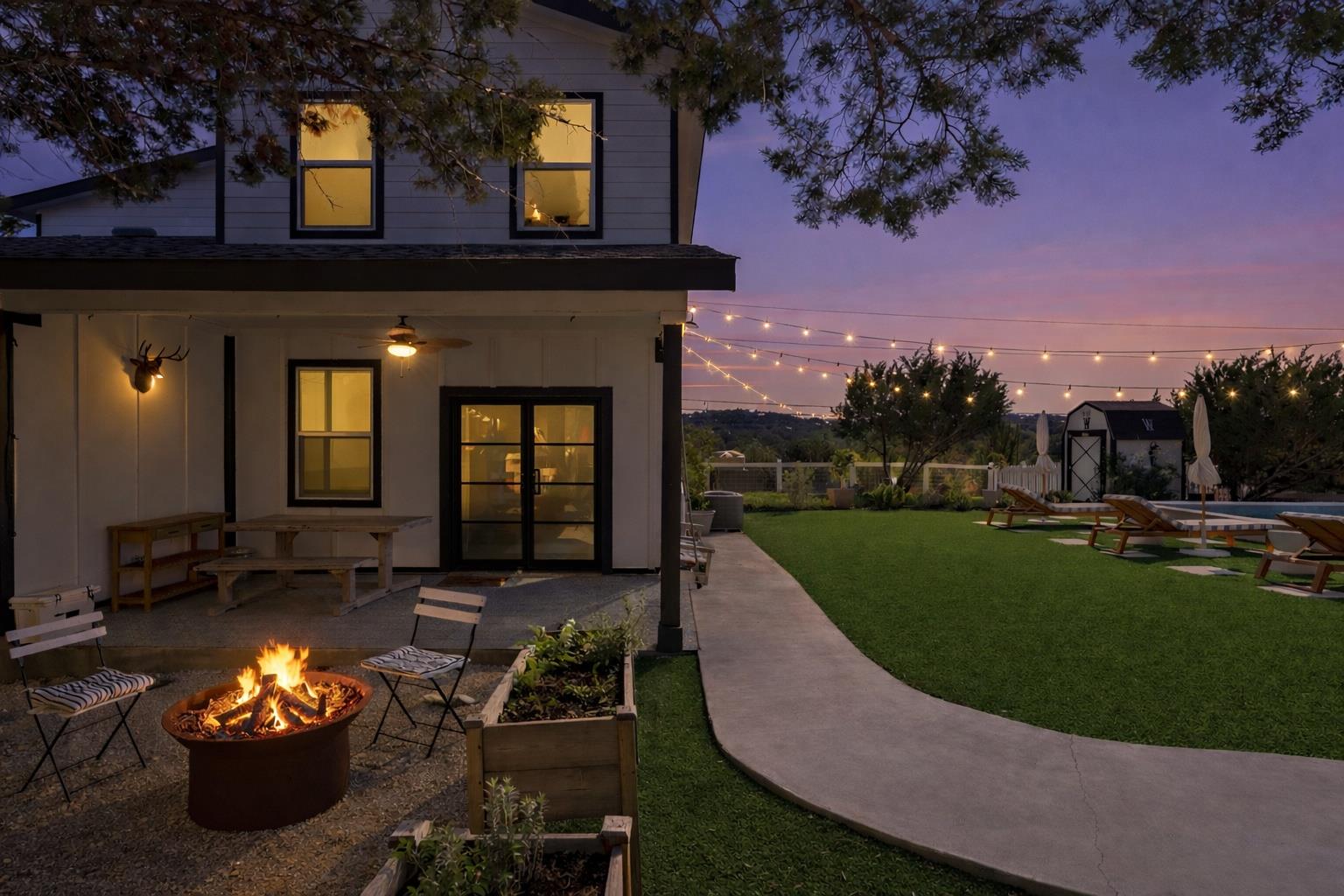 17600 Lake Shore Dr, Dripping Springs, TX 78620