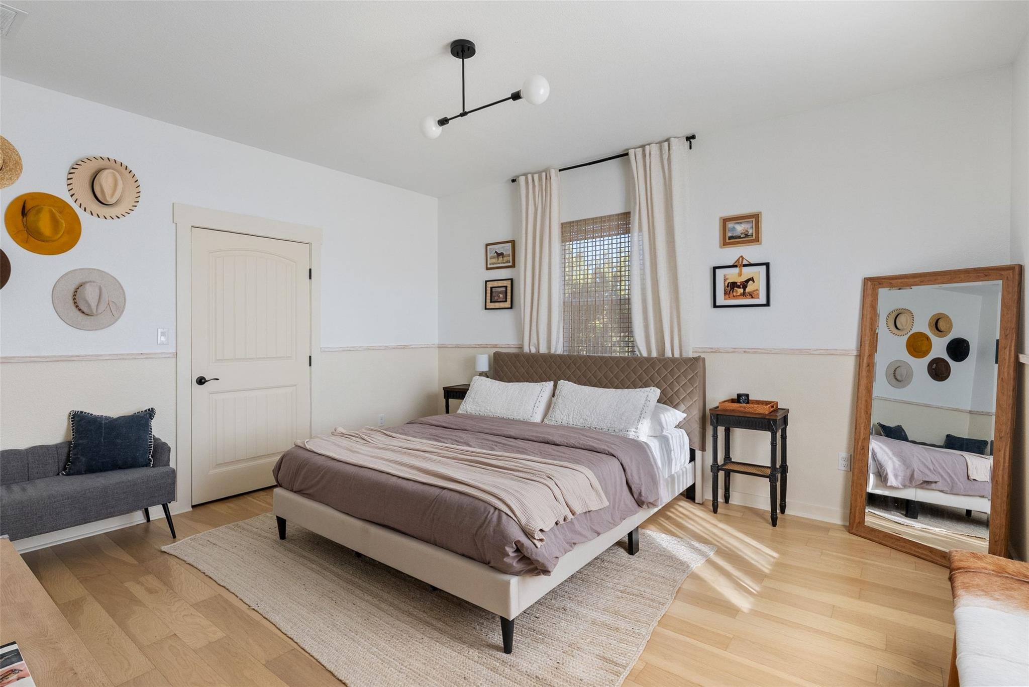 17600 Lake Shore Dr, Dripping Springs, TX 78620