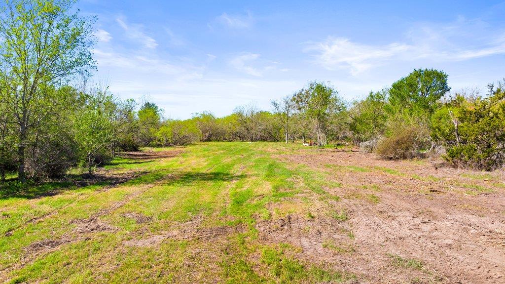 8530 FM 153, La Grange, TX 78945