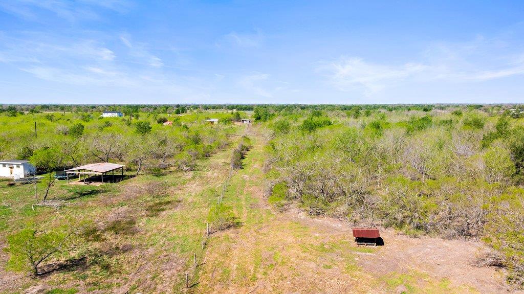 8530 FM 153, La Grange, TX 78945