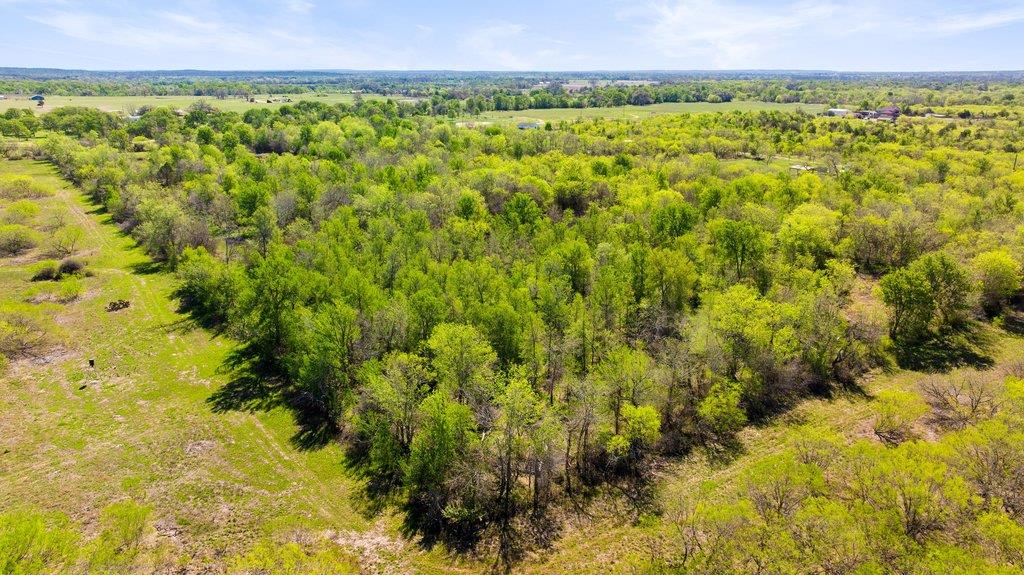 8530 FM 153, La Grange, TX 78945