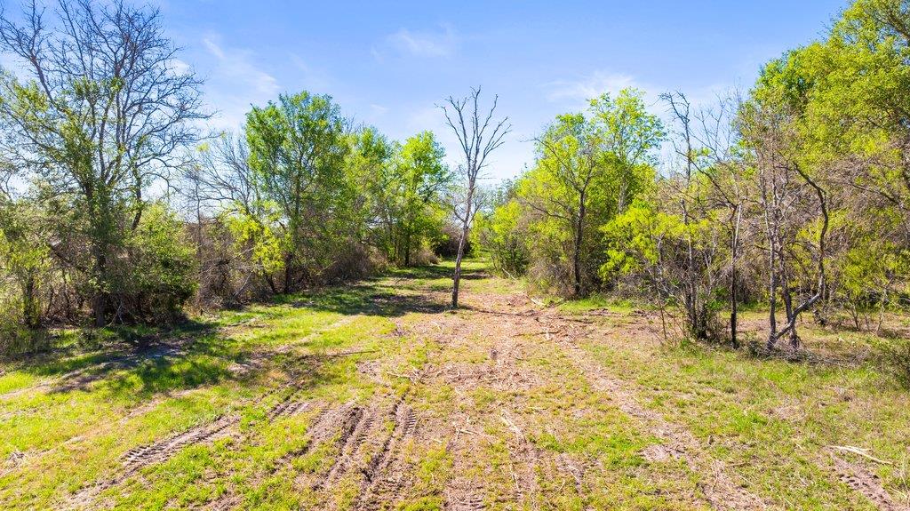 8530 FM 153, La Grange, TX 78945