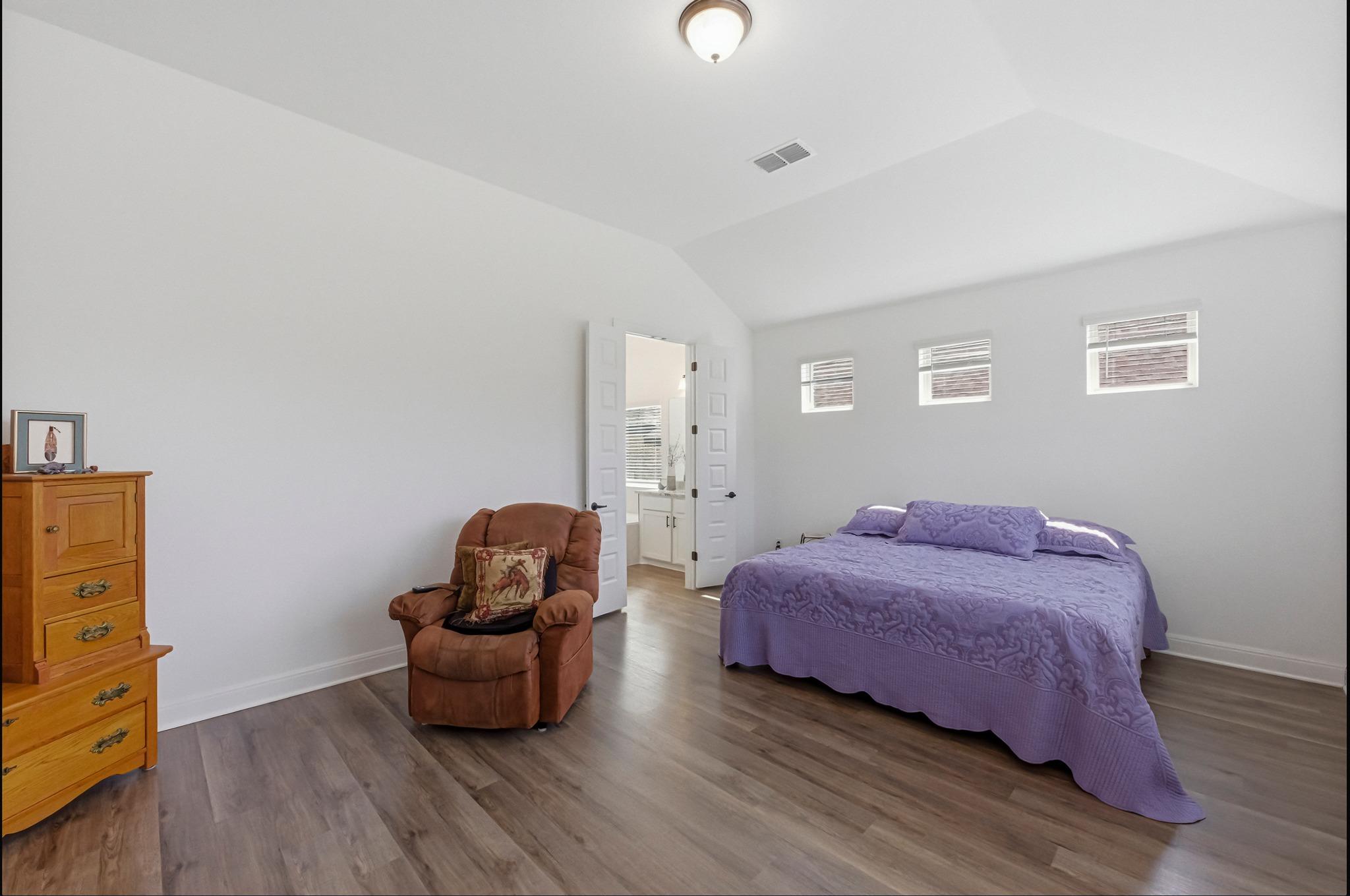 602 Jefferson Dr, Kyle, TX 78640