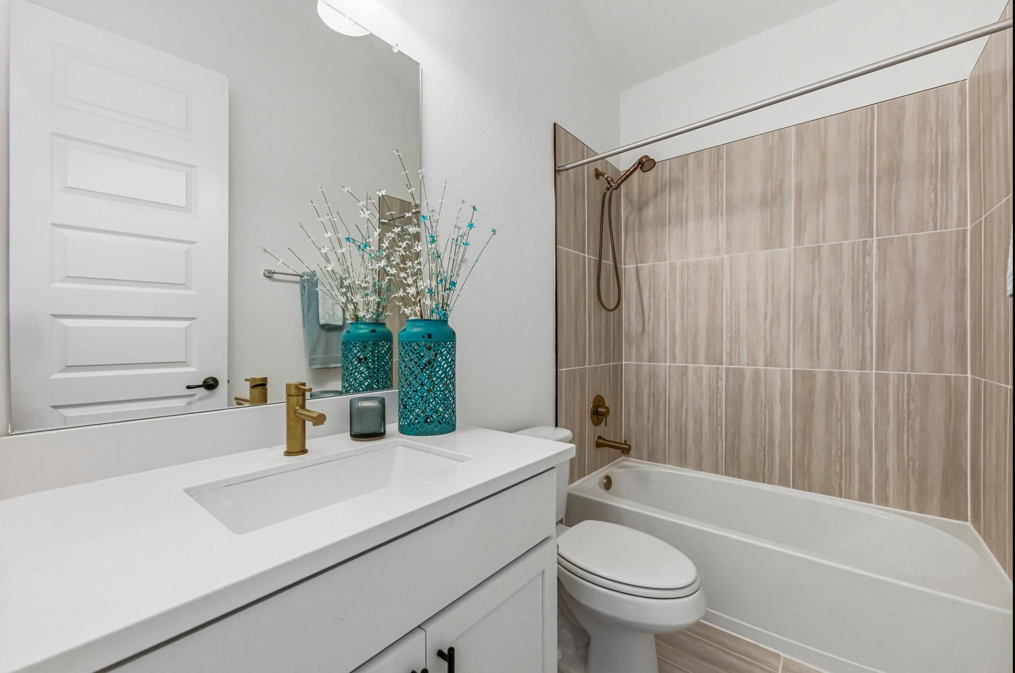 602 Jefferson Dr, Kyle, TX 78640