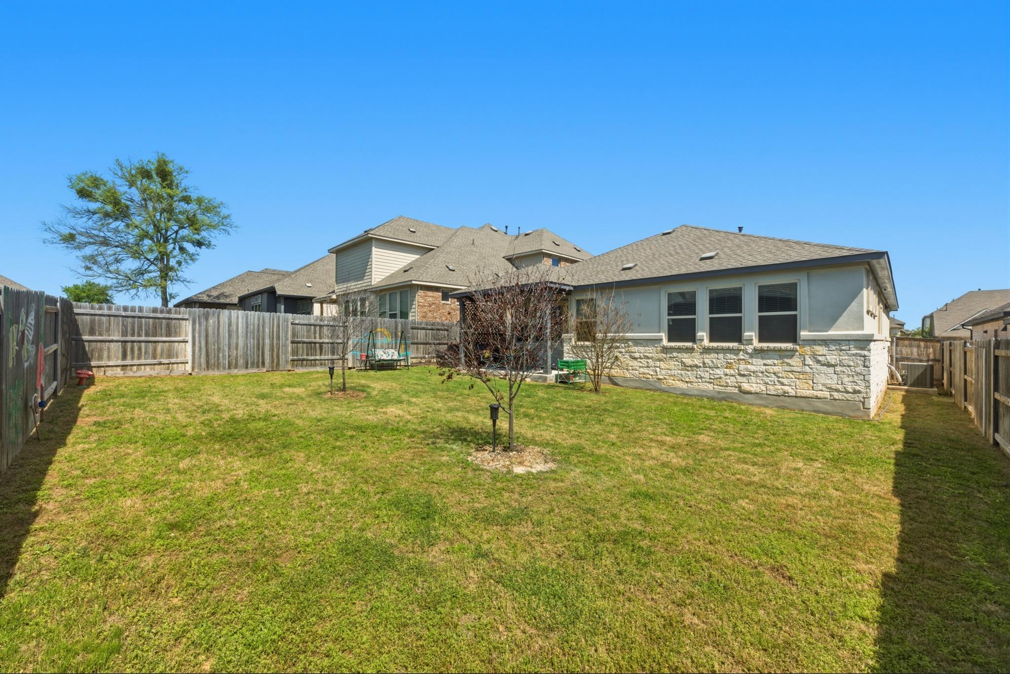 602 Jefferson Dr, Kyle, TX 78640