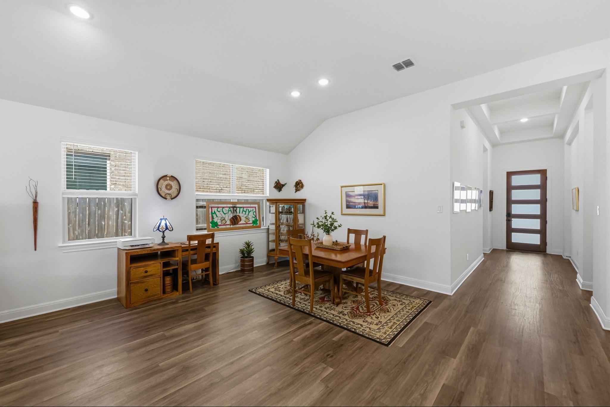 602 Jefferson Dr, Kyle, TX 78640