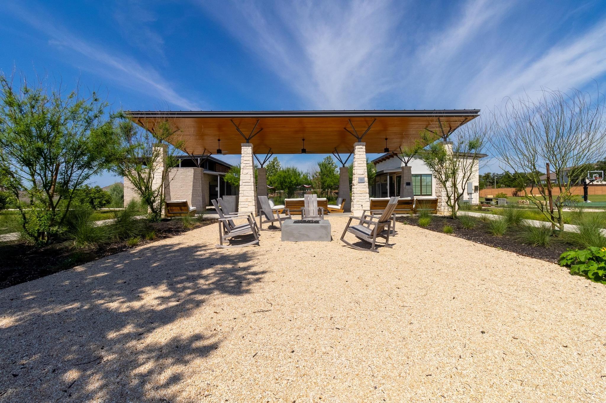 602 Jefferson Dr, Kyle, TX 78640