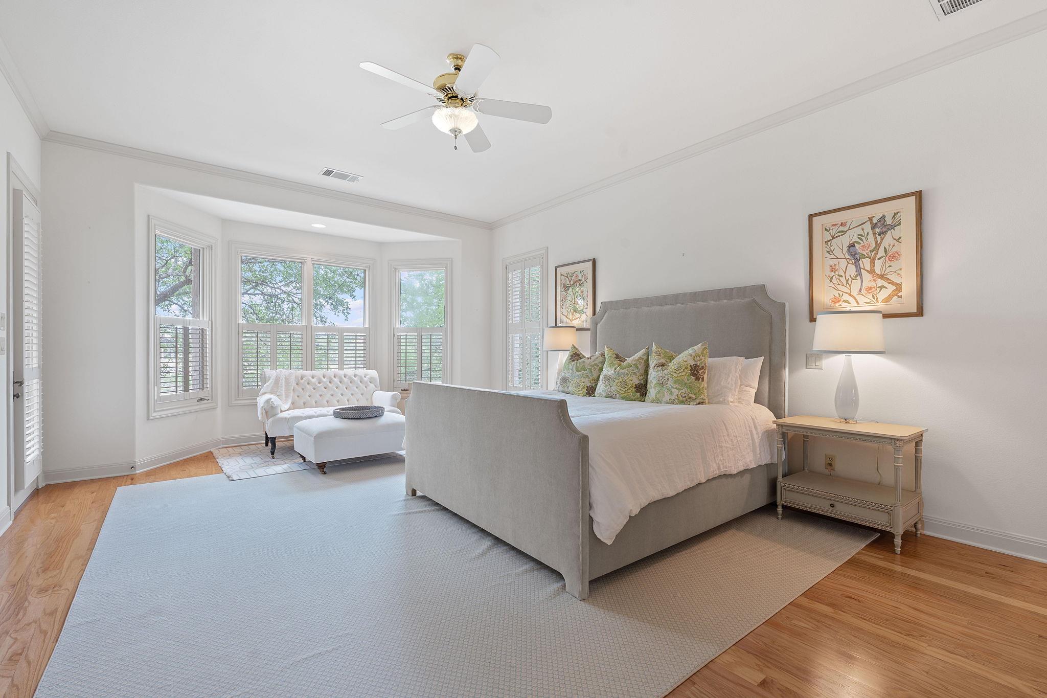 21936 Briarcliff Dr, Spicewood, TX 78669