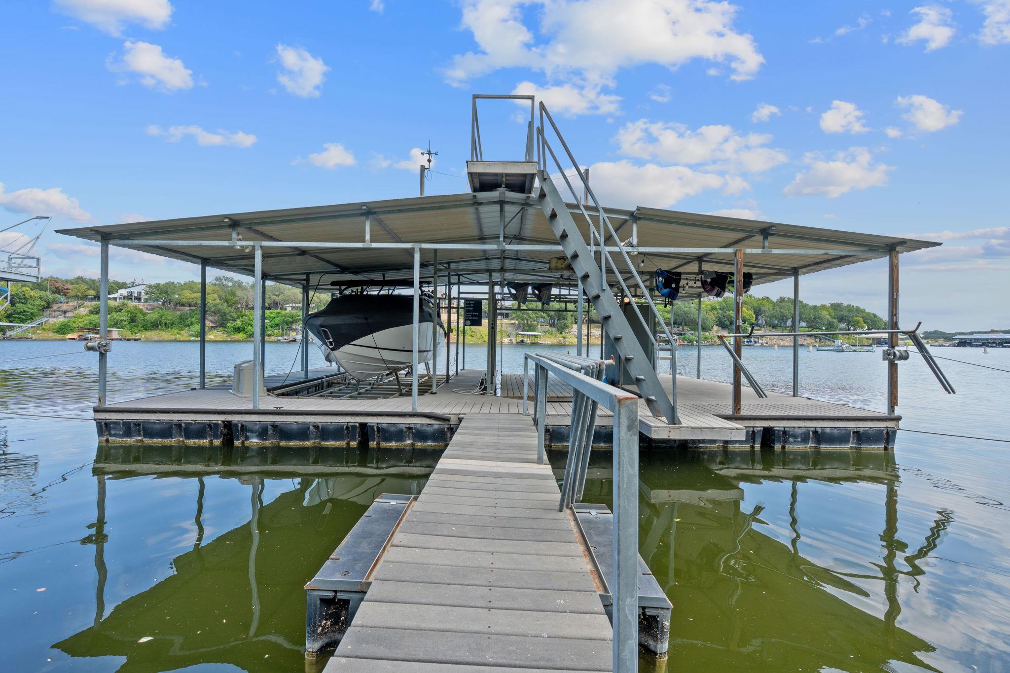 21936 Briarcliff Dr, Spicewood, TX 78669