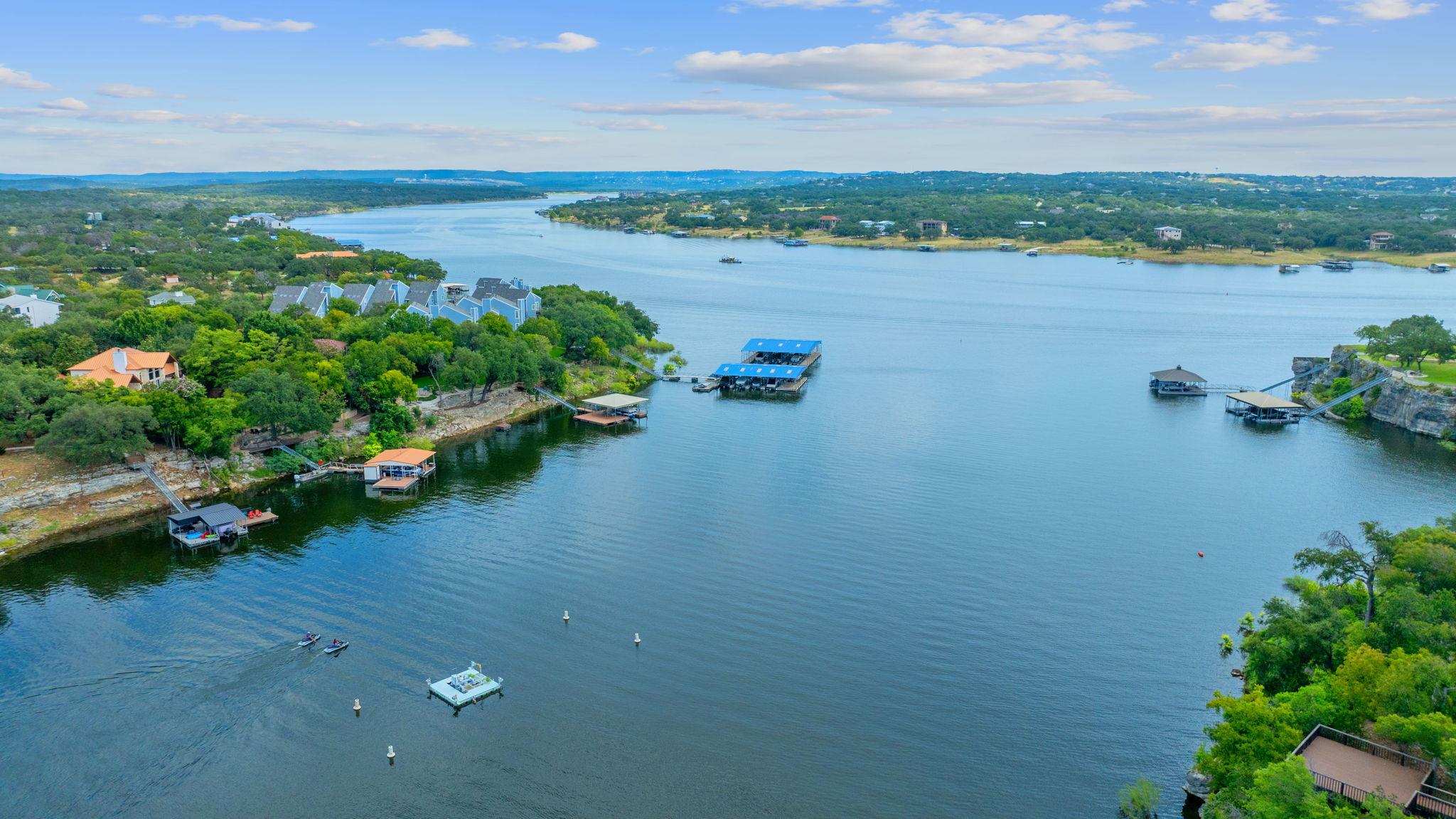 21936 Briarcliff Dr, Spicewood, TX 78669