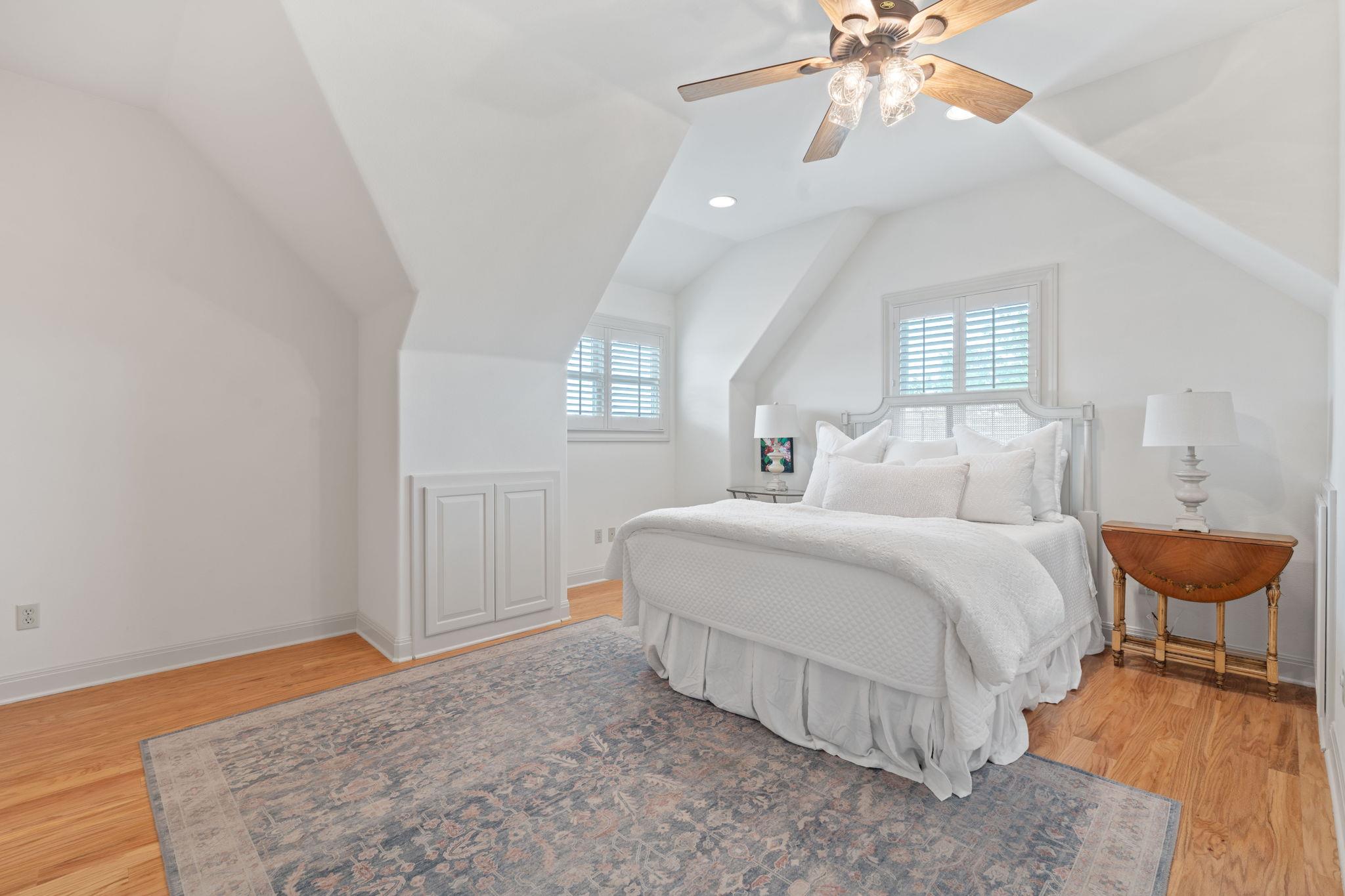 21936 Briarcliff Dr, Spicewood, TX 78669