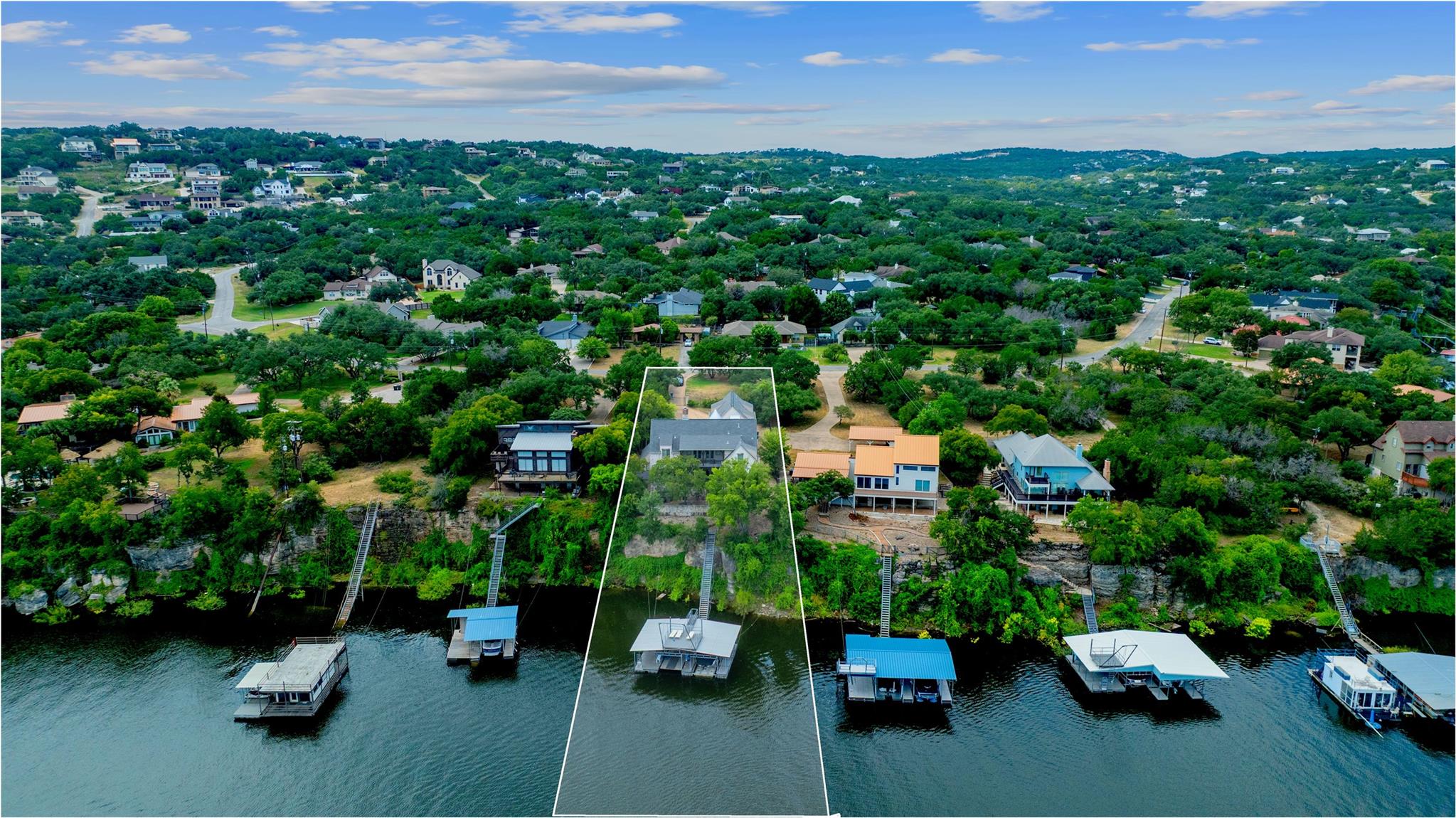 21936 Briarcliff Dr, Spicewood, TX 78669