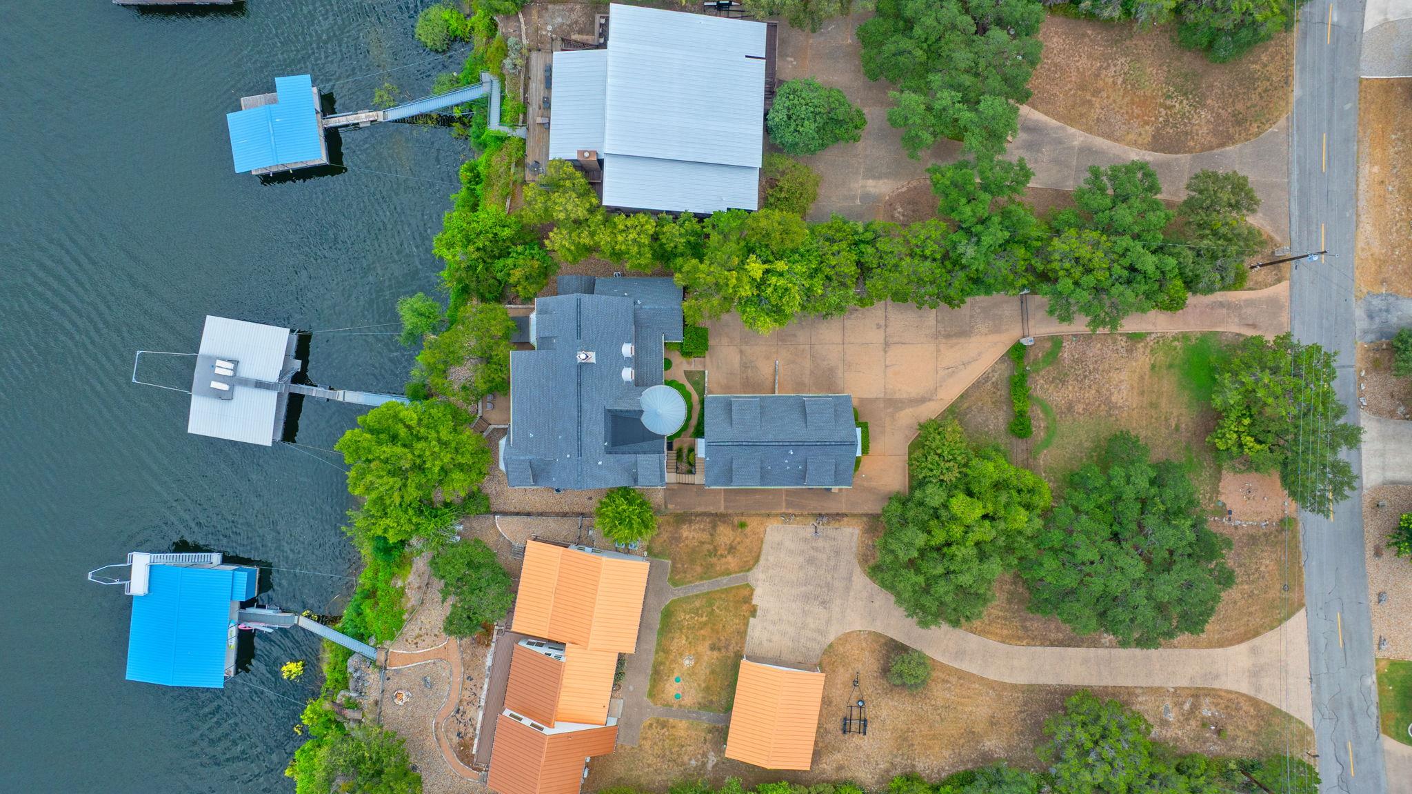 21936 Briarcliff Dr, Spicewood, TX 78669