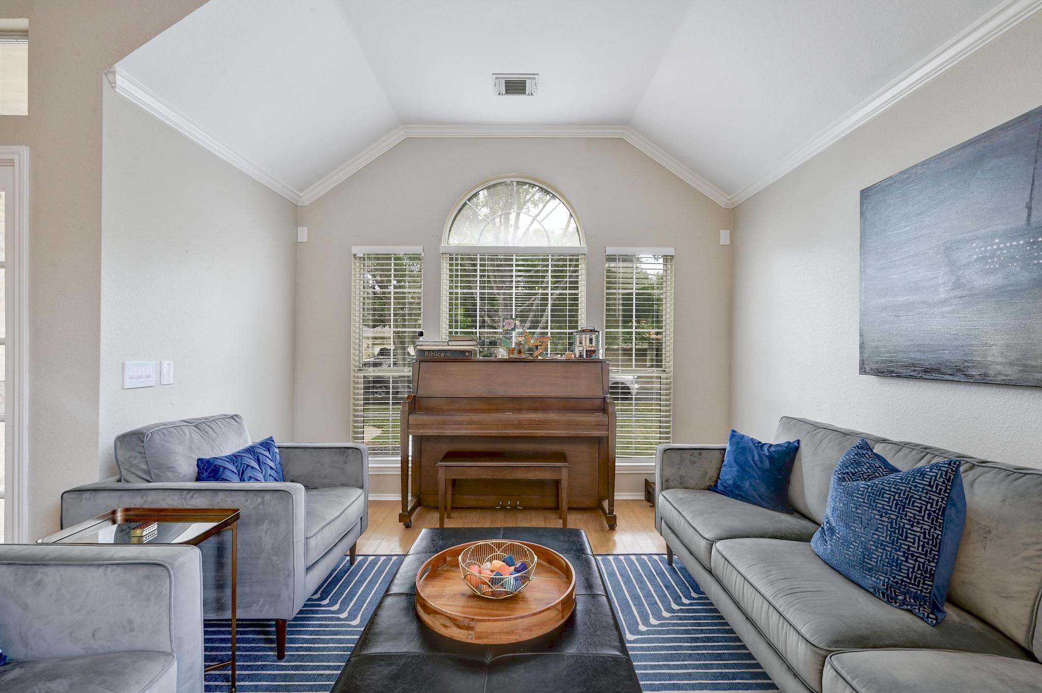 5405 Apache Creek Cv, Austin, TX 78735