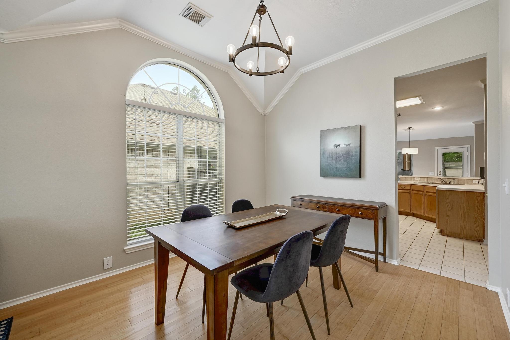 5405 Apache Creek Cv, Austin, TX 78735