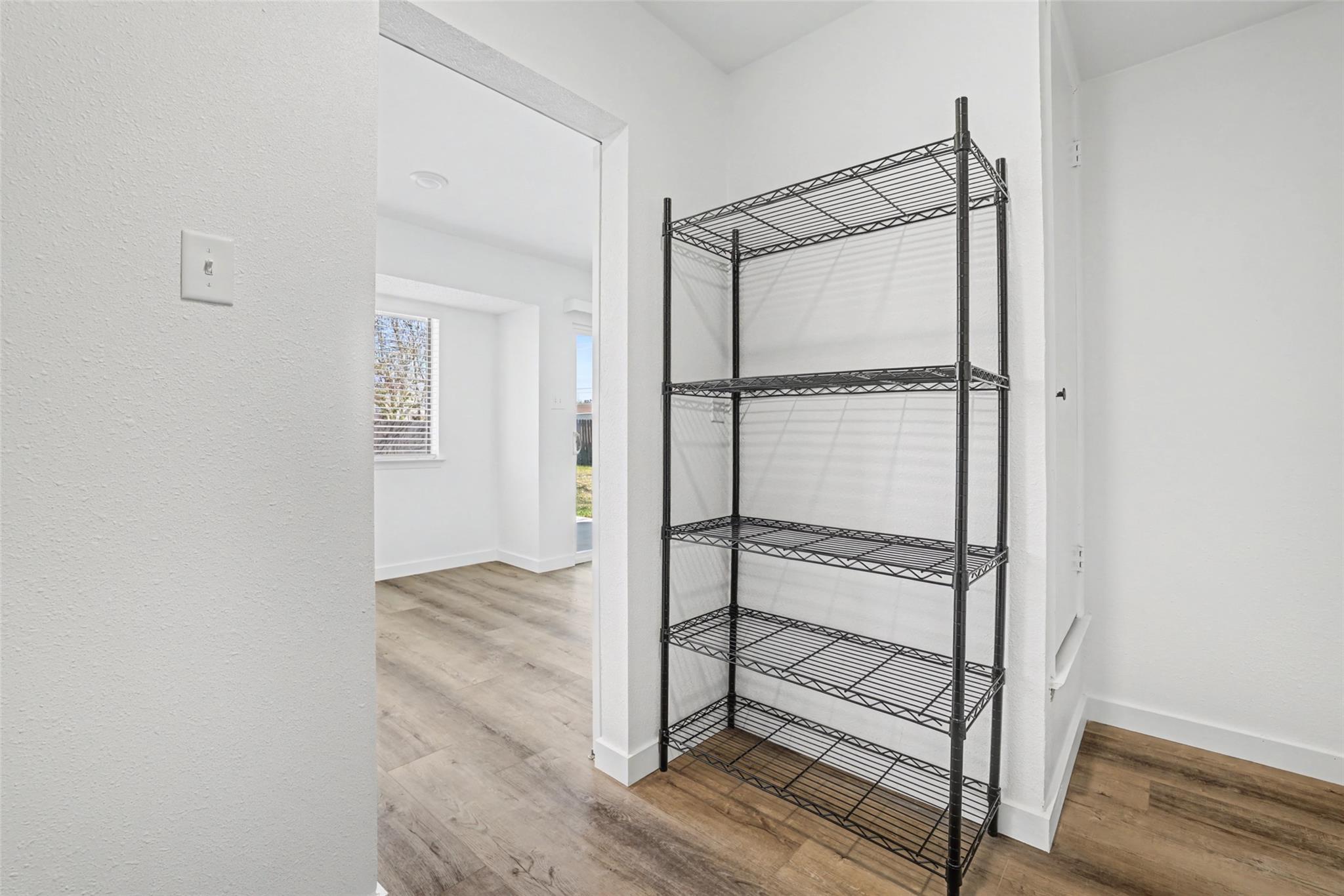 1403 Greenfield Dr, Round Rock, TX 78664