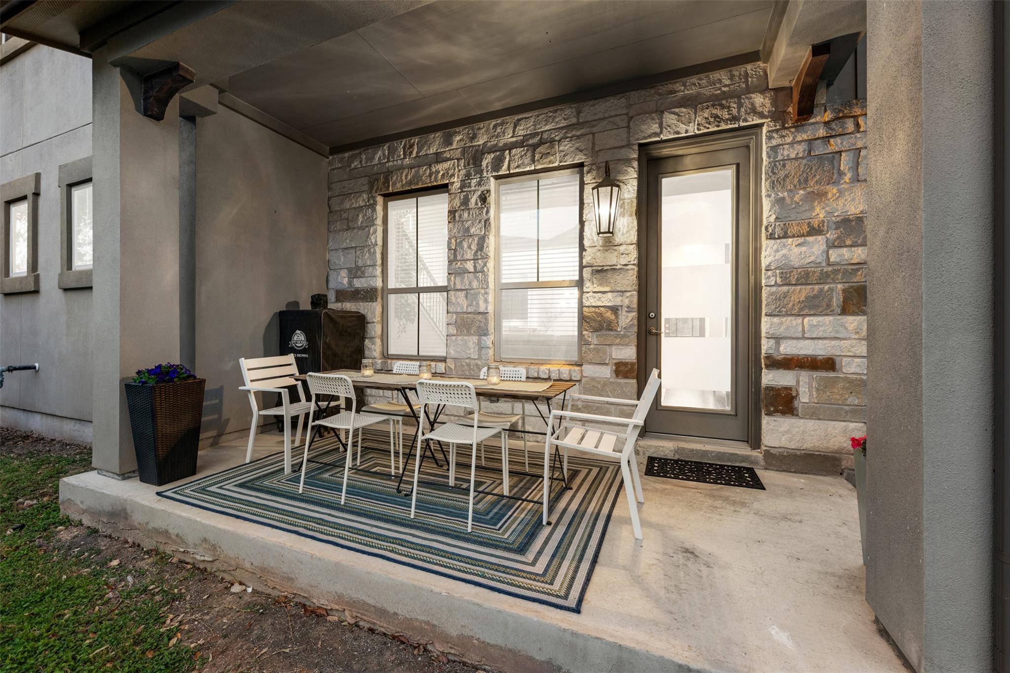 2505 Hopsack Mills Rd, Austin, TX 78748