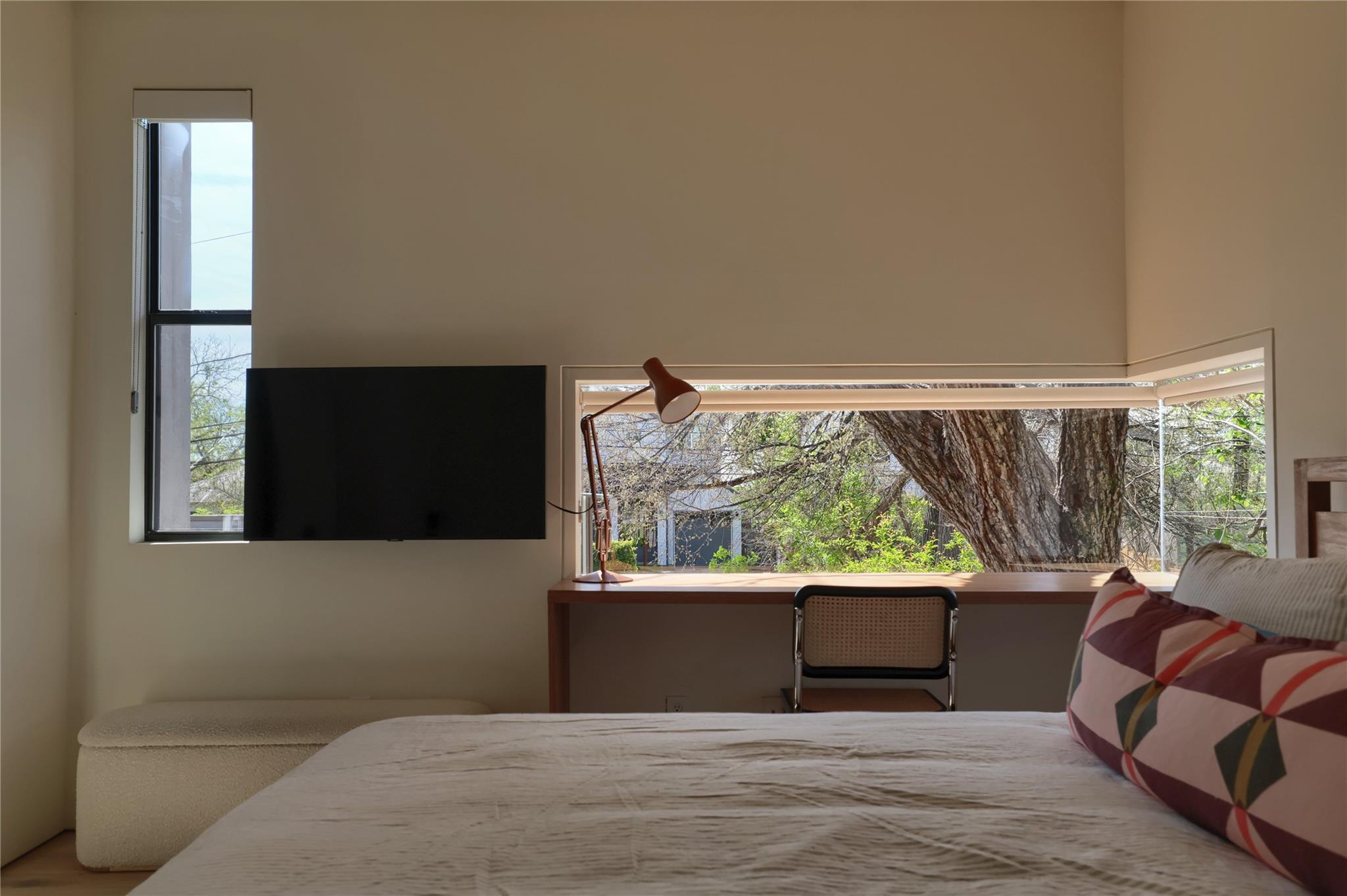 2412 E 9th St, Austin, TX 78702