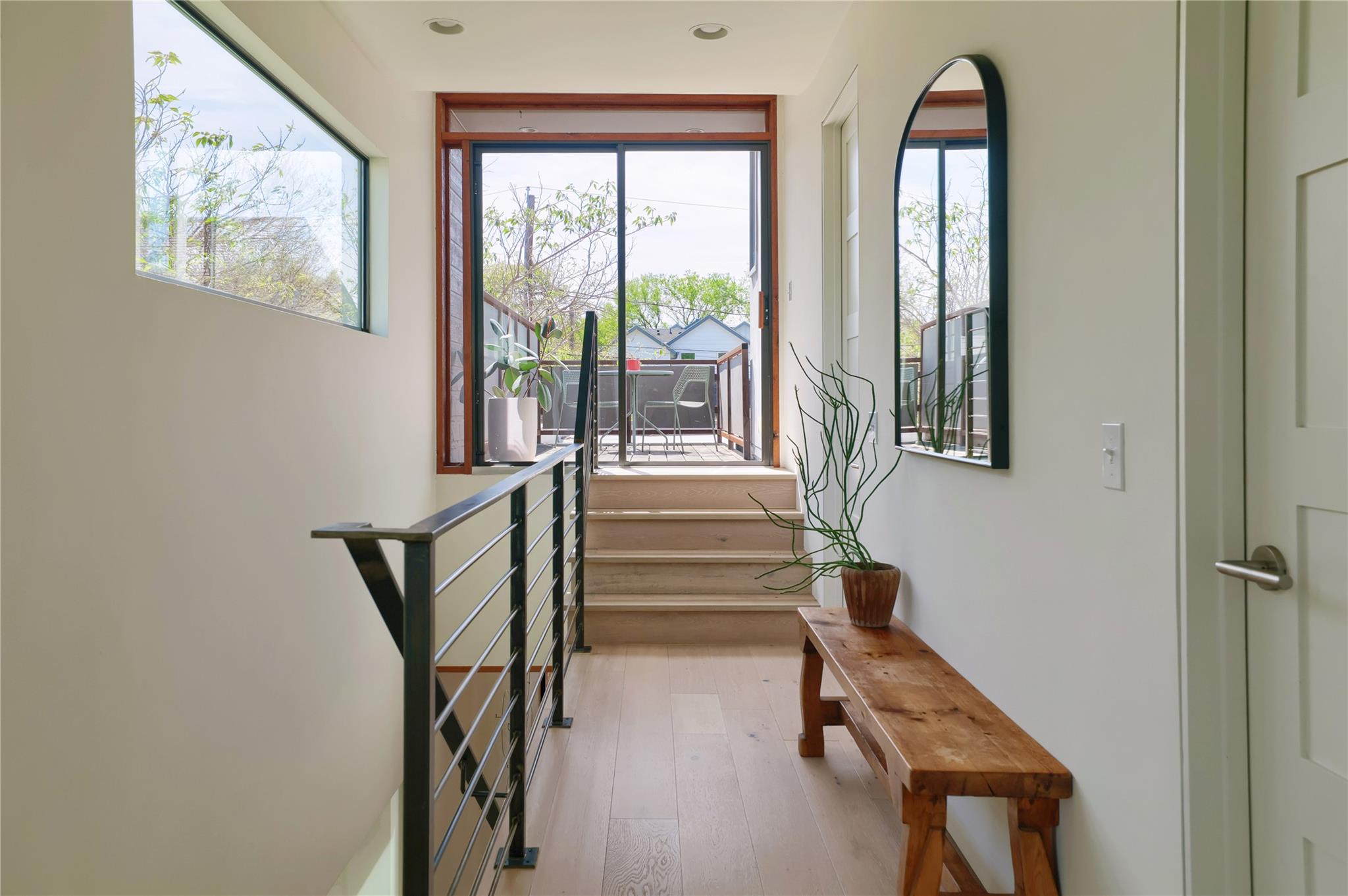 2412 E 9th St, Austin, TX 78702